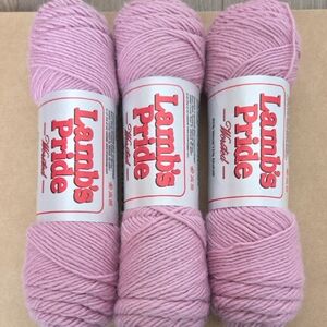Lamb's Pride Worsted Weight Yarn - Victorian Pink
